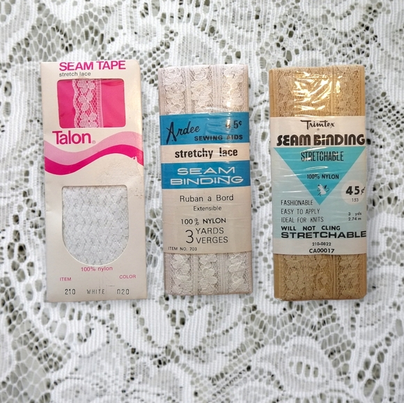 Vtg Stretch Lace Seam Binding (100% Nylon) 🧵🌴 - Picture 1 of 2